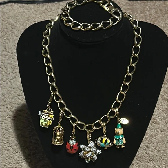 Juicy Couture Gold Charms on a Monet Necklace with Matching Bracelet - Picture 1 of 16